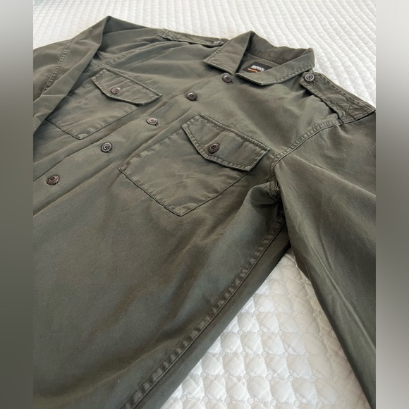 Hugo Boss Men's Military Green Combat Shirt (Large) - Picture 3 of 16